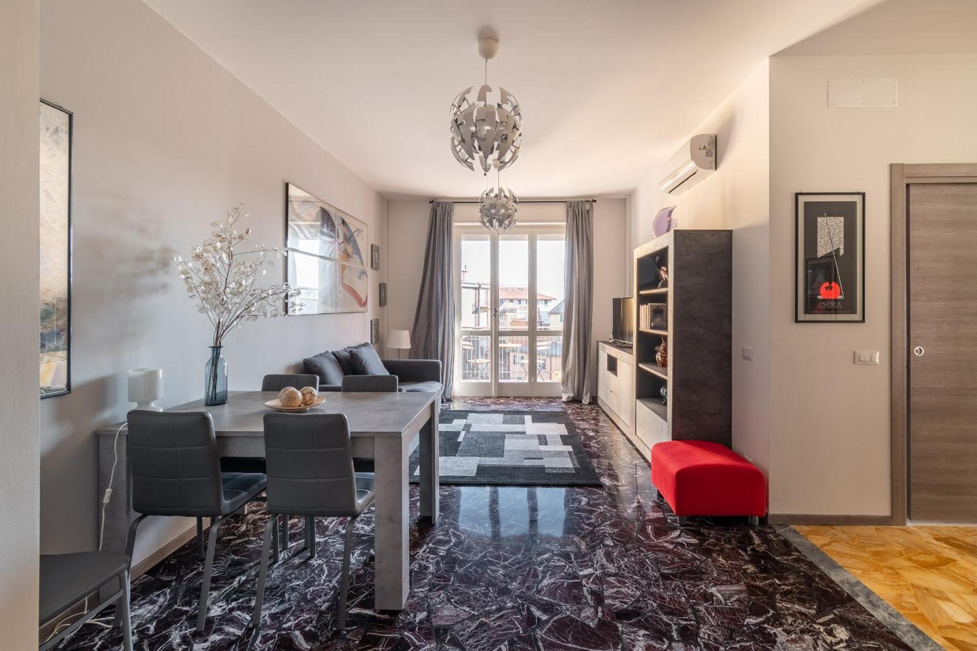 Spacious 4 Min To The Appartement